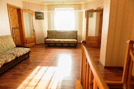 Здам будинок с. Пухівка, Десна. Сауна, басейн, камін, альтанка, мангал