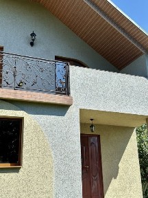 Продаж будинку з ремонтом