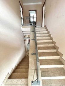 Продаж квартири по вул. Костольна, буд. 6