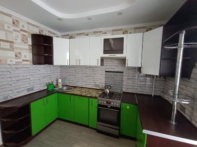 Озерна, новобудова