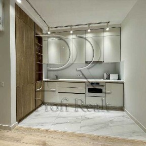 Киев, Владимира Антоновича ул., 74