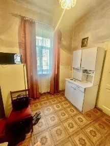 Продаж 1 кім квартири, вул Б Хмельницького, ближній центр