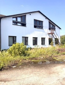 Окрема будівля, 10 соток ділянка, нежитлове приміщення