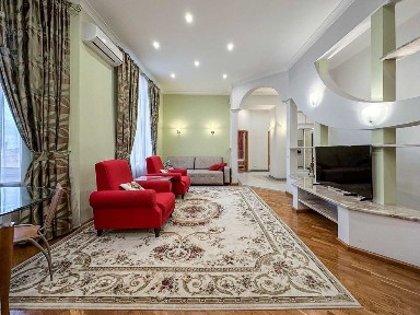 Київ, Шевченківський, вулиця Ярославів Вал 14Г