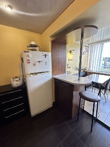 Оренда двох кімнатної квартири / молодіжний