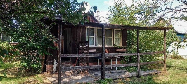 Продаж Будинку із земельною ділянкою 6.7 соток, вул. Садова 71