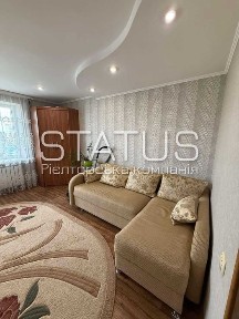 Продаж трикімнатної квартири. Індивідуальне опалення.