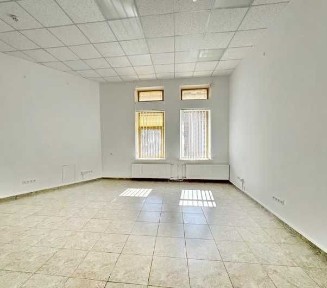 Здається в оренду офіс 32.2 м2, в центрі міста, вул. Хрещатик