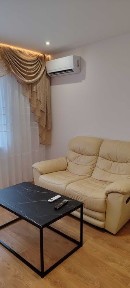 Продається 2х кімнатна квартира з ремонтом!