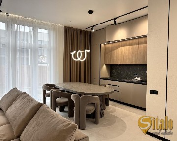 Киев, 1-я Озерная ул.