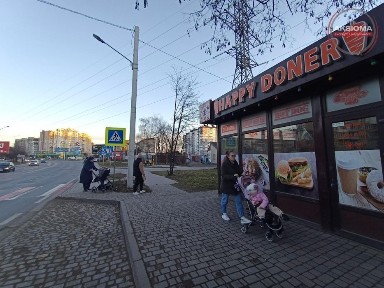 Оренда комерційного приміщення в дуже прохідному місці