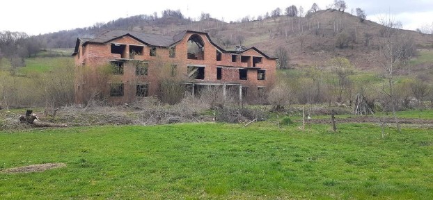 Дитячий Садок-Будинок-Санаторій-Офіс (1569м. кв) Село Волосянка