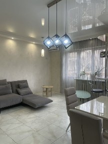 Сдам трёх комнатную квартиру на Ат. Головатого /Кравцова