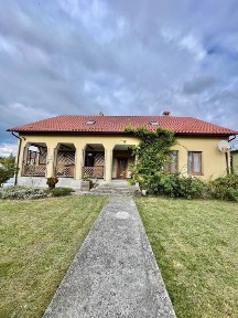 Оренда будинку 146 м² з власною територією 10 соток с. Давидів