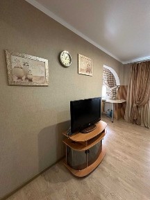 Продаж 2 кімнатної квартири в центрі