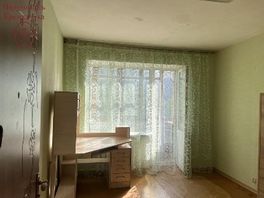 Продам 2 кім кв Молодіжний!