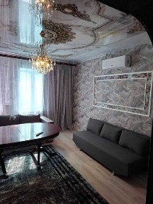 Сдается посуточно теплый уютный дом с двумя беседками в центре города.