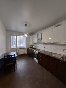 Продам однокімнатну квартиру новобудова центр міста