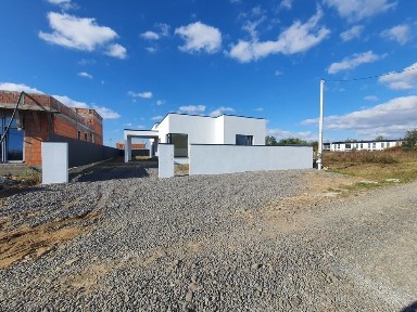 Від власника продається новий будинок