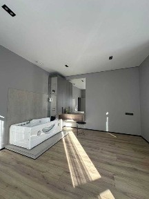 Однокімнатні апартаменти з джакузі, вул. Крехівська 10, центр