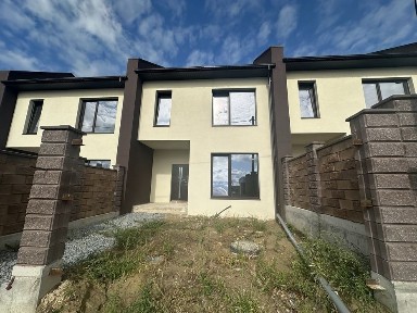 Продам котедж. Є-Оселя