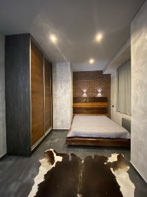 Дніпро, Центральний, Улица Степана Бандеры 15