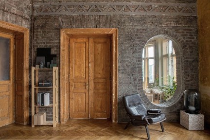 Зниження ціни! Продаж автентичної квартири на вул. Коперника