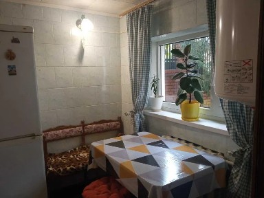 Здається пів будинку в Соломянському р-ні від власника