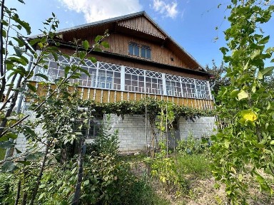 Продаж будинку біля Трускавця