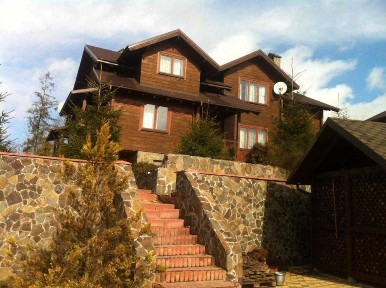 Продаж будинок 350 м. кв. 19 сот. вул. Січових Стрільців с. Славсько