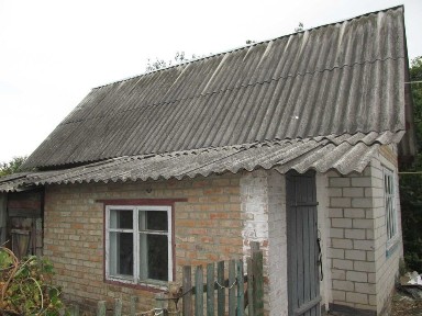 Продам будинок з газовим опаленням по вул. Нижче Польова ( 14 район )