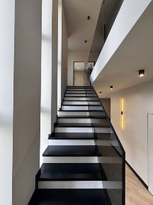 Продаж будинку з ремонтом