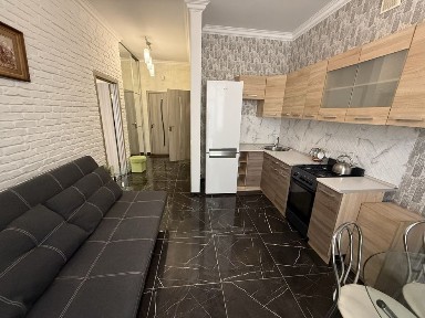 Вільна до поселення 1 кім на Нагірна 6