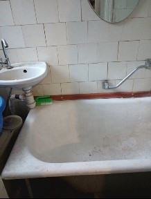 Продаж класної 2 кім квартири в люксі з парковкою в самому центрі.