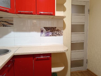 Здається 3-кімн. квартира р-н школи 14 з меблями та технікою