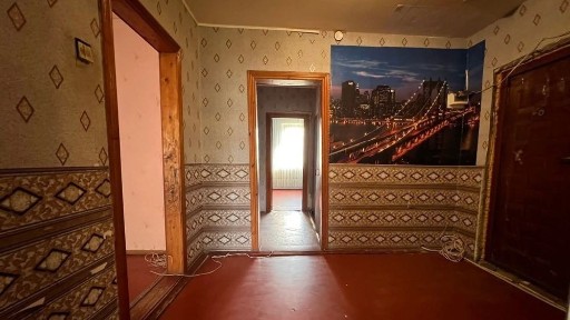 4х комн квартира на 3 микрорайоне