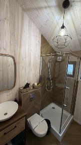 Чан у подарунок! Надаємо генератор! Окремий котедж!