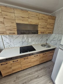 Продаж 1-но кімнатної квартири. Карачуни. Заходь і живи.