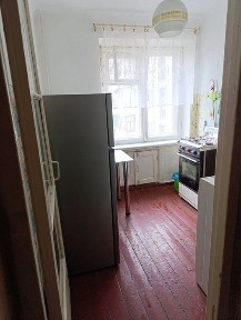 1 кімнатна Квартира. По вулиці Першотравневій.