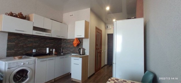 Сдам Гостинку в Новострое ЖК <a href='/newbuilding/7874/view/zk-zasitnik'>Защитник</a> 5мин до метро Защ Украины