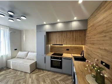 Софіївська Борщагівка, Героїв Небесної Сотні 16