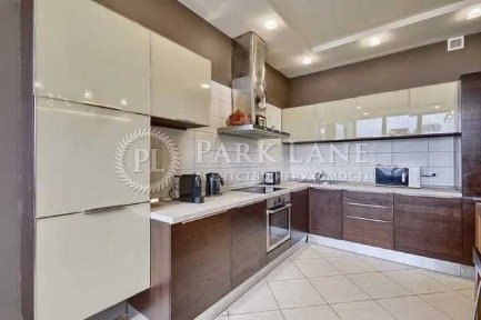 Продам 2-к м. Университет ул. Саксаганского Жилянская Паньковская