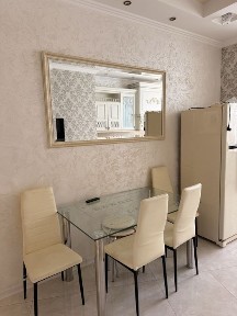 Сдам 4-х комнатную в ЖК Пальмира Генуэзская 5