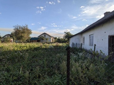 Продається 1 кімнатний будинок і 14 сотих землі, село Задністрянське.