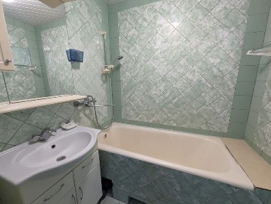 Трикімнатна на 9 мікрорайоні