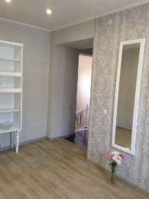 3-х комнатная квартира метро южд 2/2