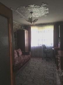 Продам 3 х комнатную в центре