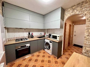 Продам 3х комнатную квартиру район 