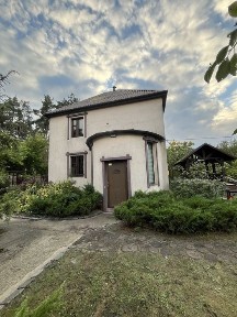 Здам будинок на березі Київського моря. Лютіж.