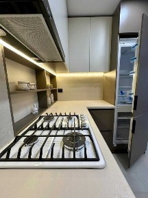 Продаємо 2кімнатну квартиру + кухня-студія